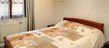 Hotel Auberge De La Bonde Logis ลองเฌส์ ภายนอก รูปภาพ